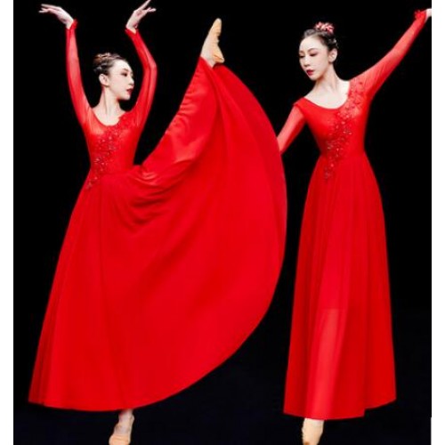 White red chinese folk dance dress Opening dance big swing skirt female white red classical dance costume modern ballet stage long skirt classical dance costumes